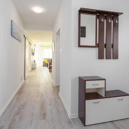 Apartmani Natasa เวอร์ซาร์ ภายนอก รูปภาพ