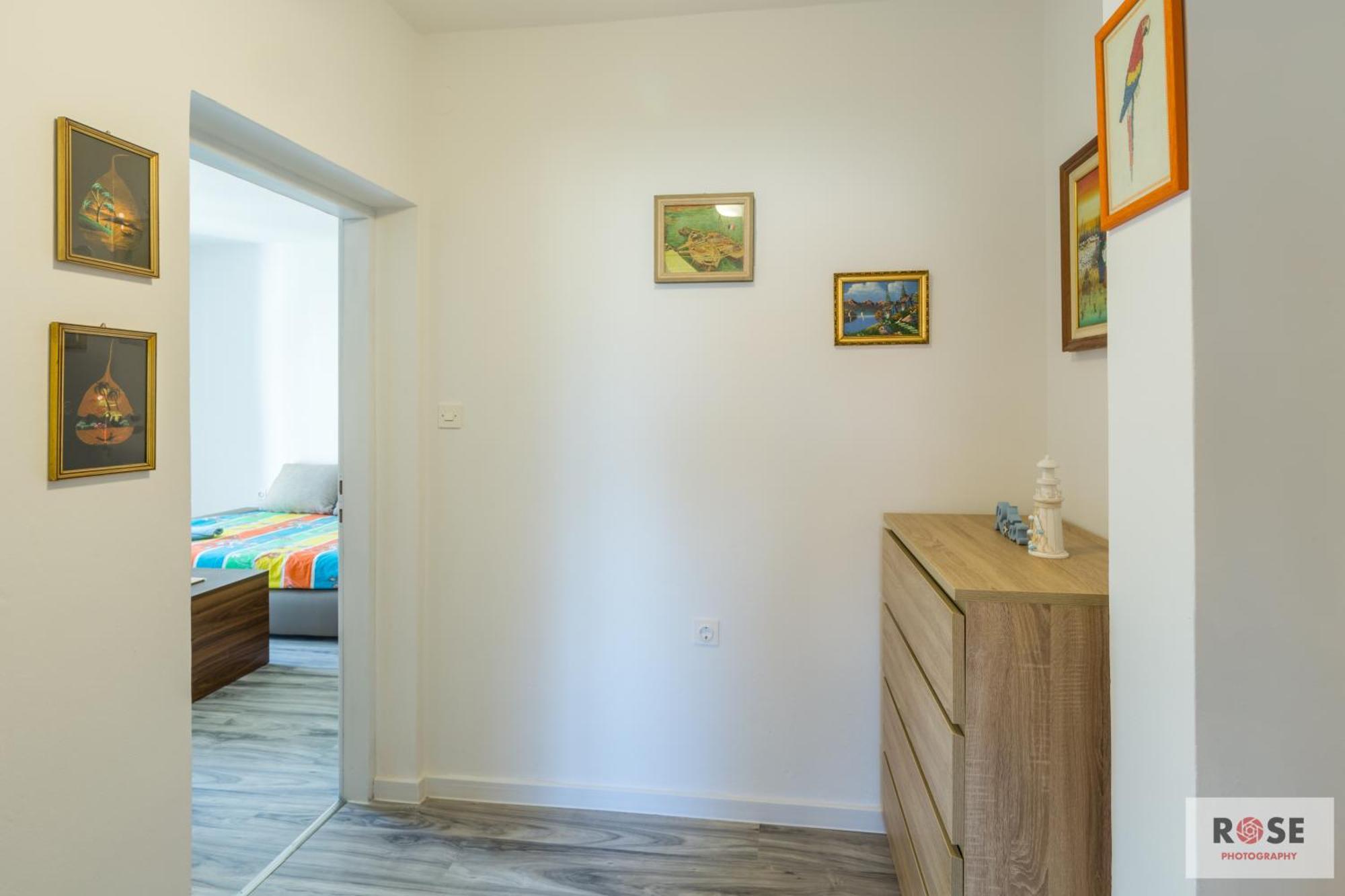 Apartmani Natasa เวอร์ซาร์ ภายนอก รูปภาพ